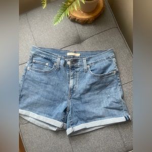 Levi’s shirts mid length Sz 30 high waist
